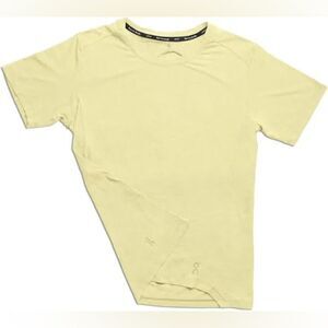 On NWT Active-T Running Tshirt in Limelight Size xl